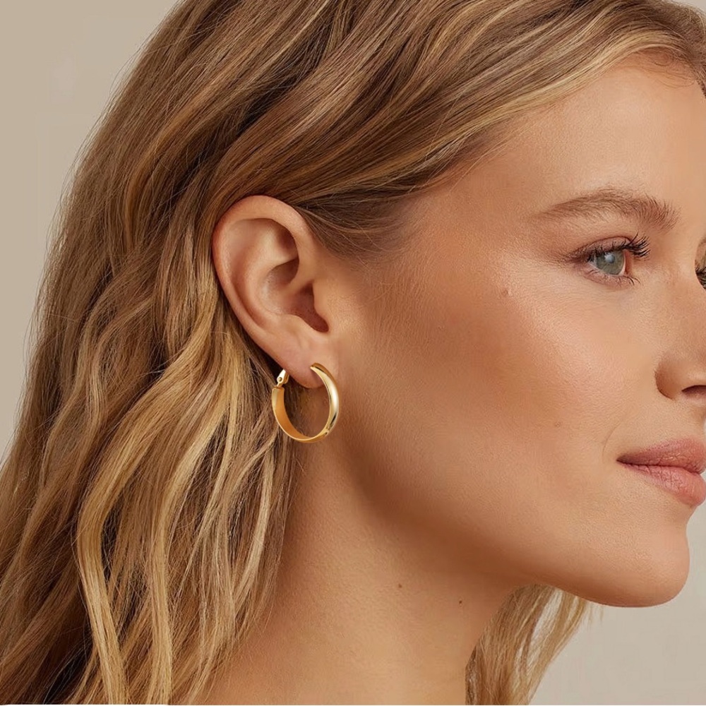 Timeless Gold Hoop Earrings with Polished Finish